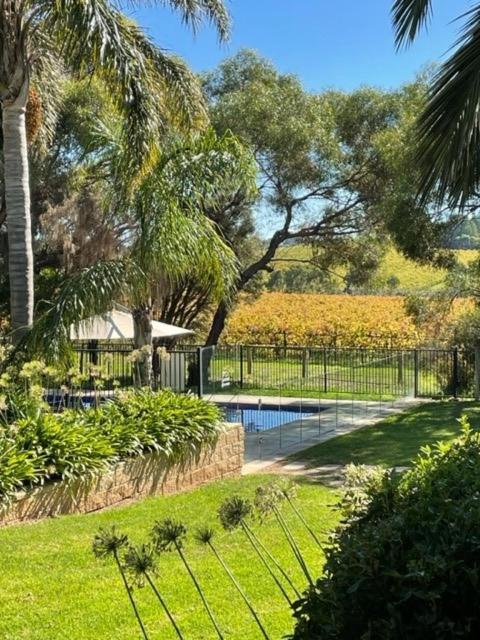 Amande Bed And Breakfast Mclaren Vale Ngoại thất bức ảnh